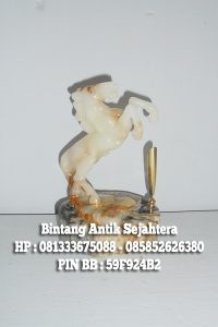 Kerajinan Patung Onix