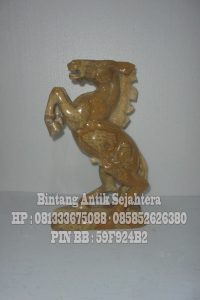 Patung Kuda