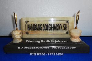 Papan Nama Meja Ukiran Onyx Murah