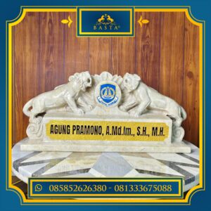 Papan Nama Marmer