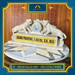Papan Nama Marmer